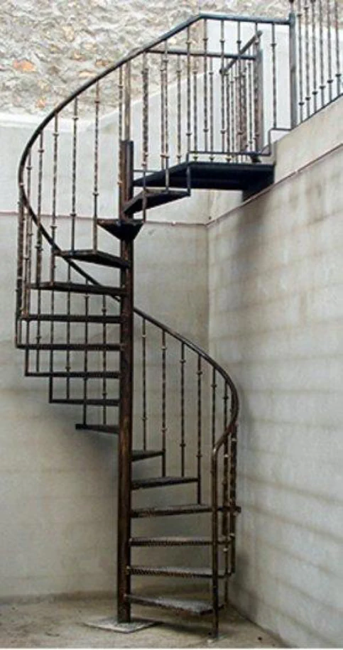 Balcones y barandillas de hierro de forja de exterior e interior
