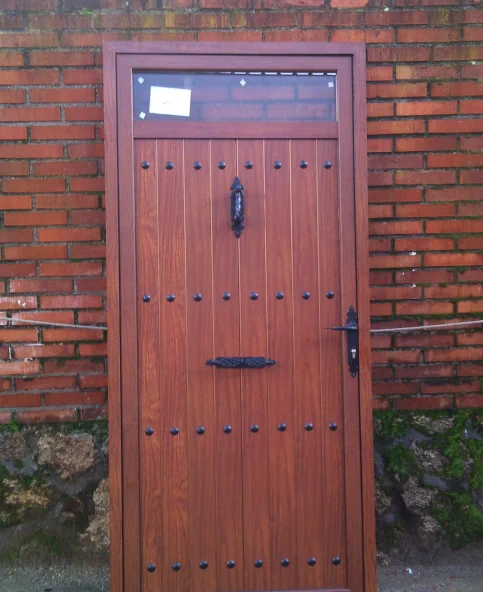 Puertas de metal y cerramientos