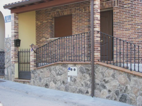 Puertas de metal y cerramientos